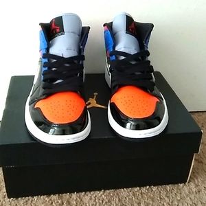 Jordan 1 Multi-Color 7.5 Women